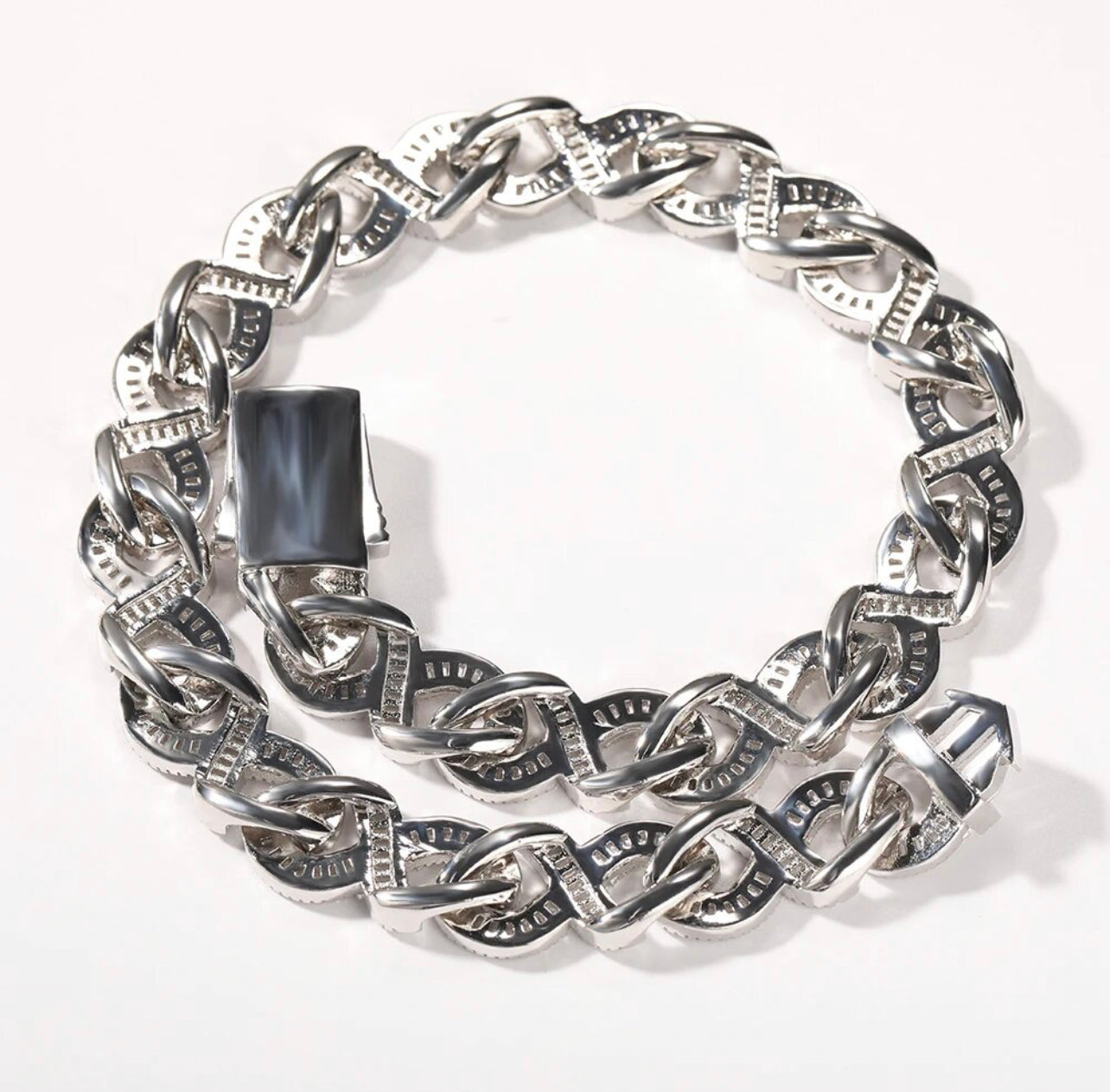 Infinity Link Chain