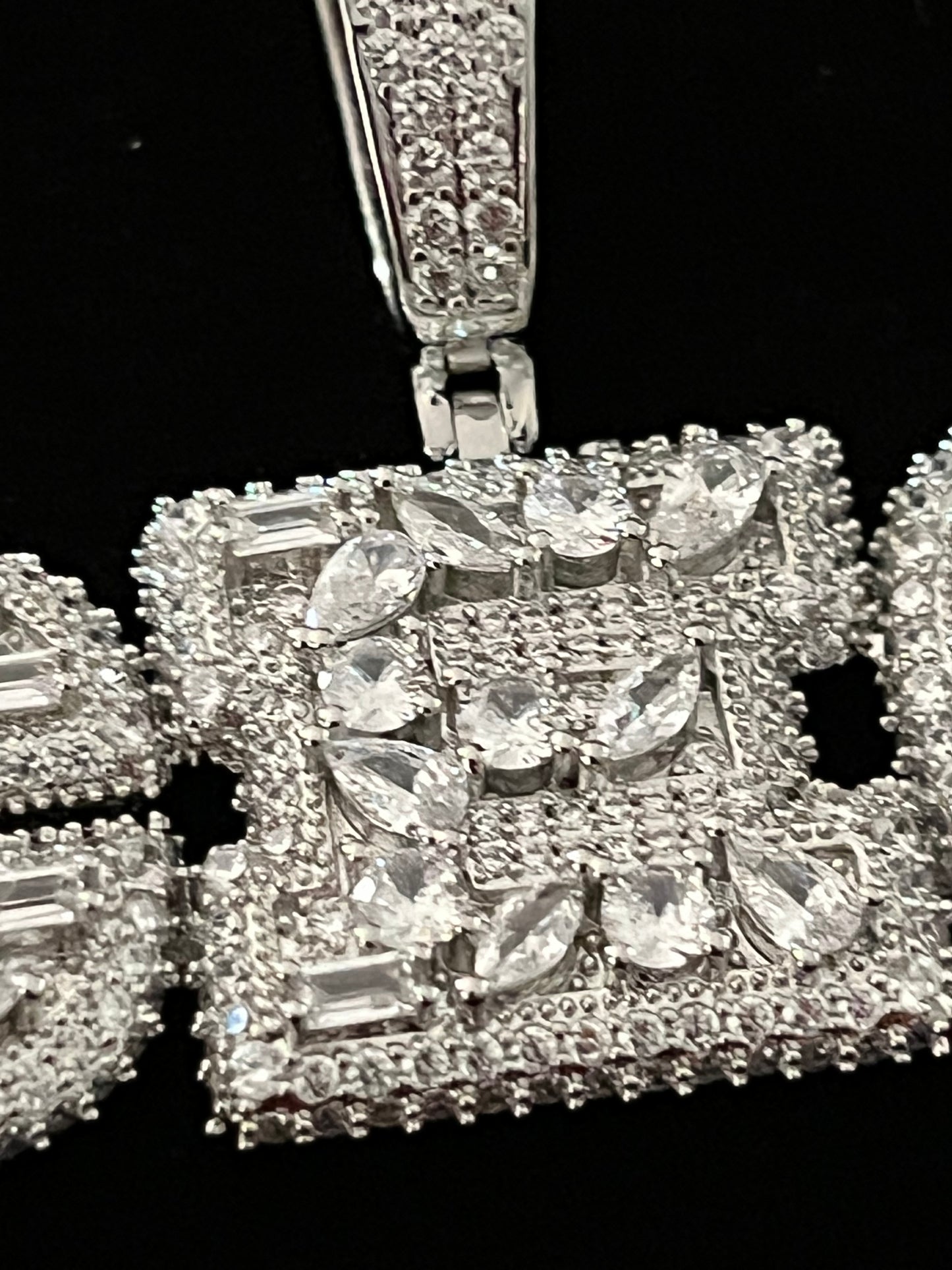 Mykel Pendant